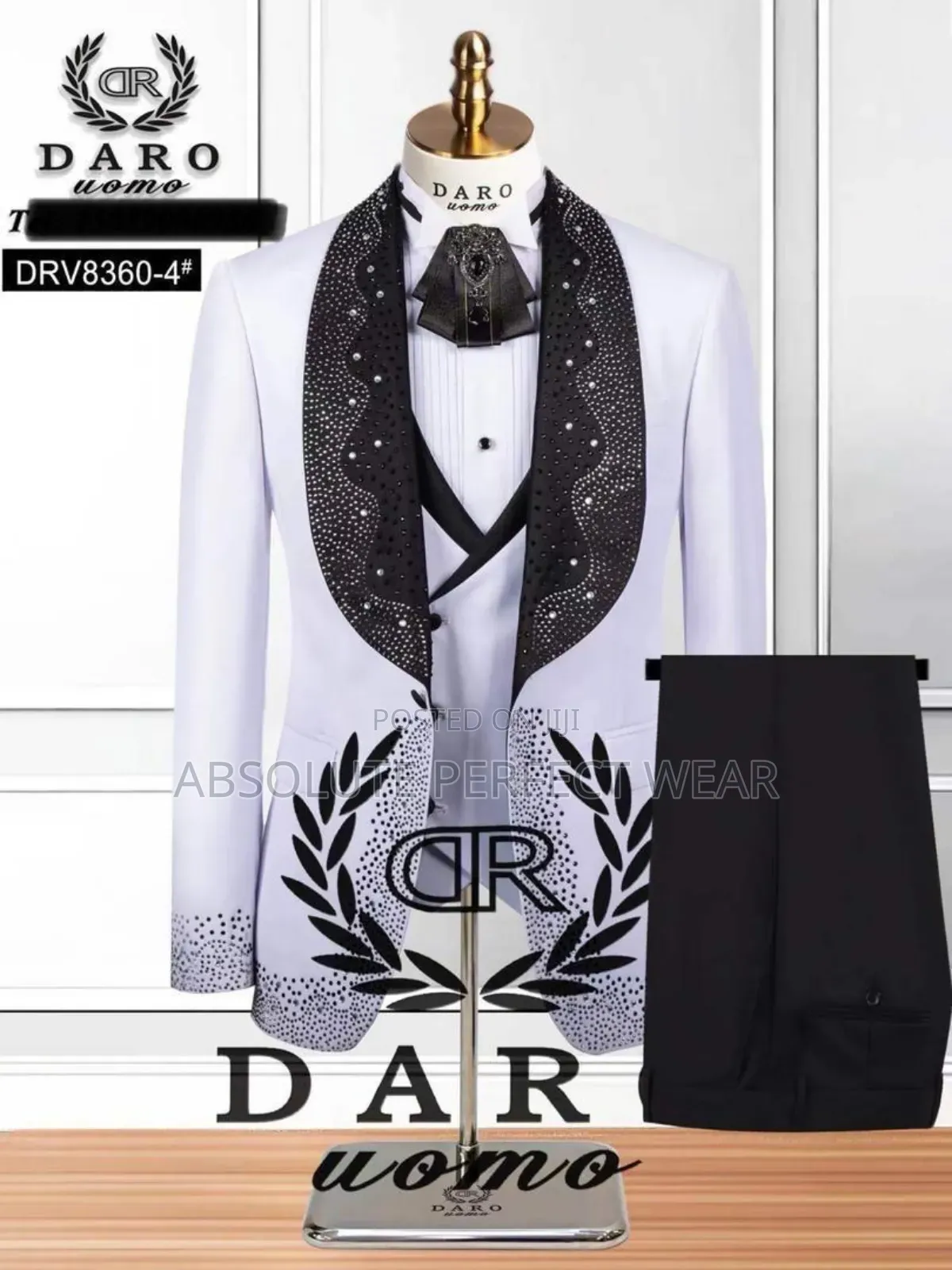 Luxe Daro Suit Available in Sizes