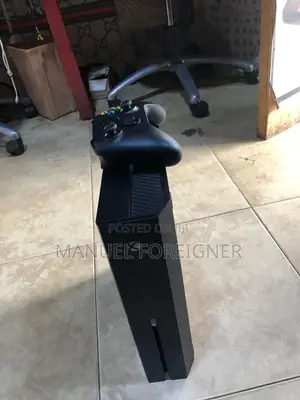 Xbox 1 With Series Controller and 24 Games