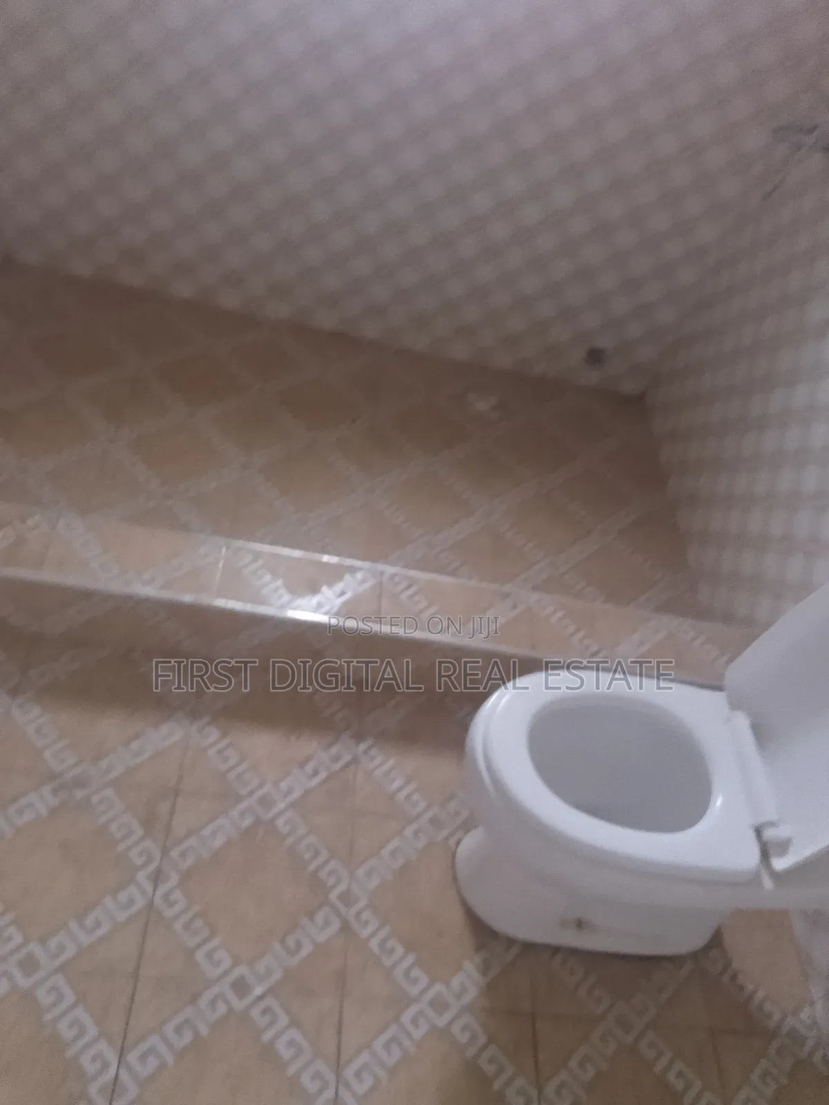 8 Bedroom for Sale in Kasoa Lamptey