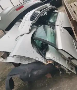 2005 Volvo V50 Parts