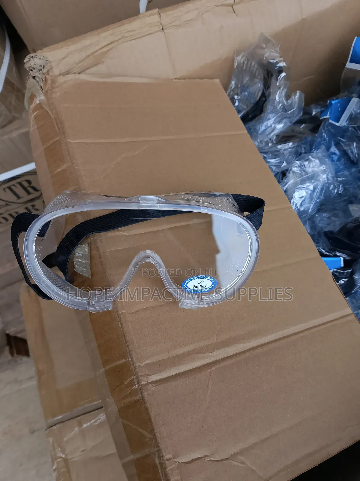 Quality Vaultex Goggles - Plain(Anti-scratch & Complete Uv Protection)