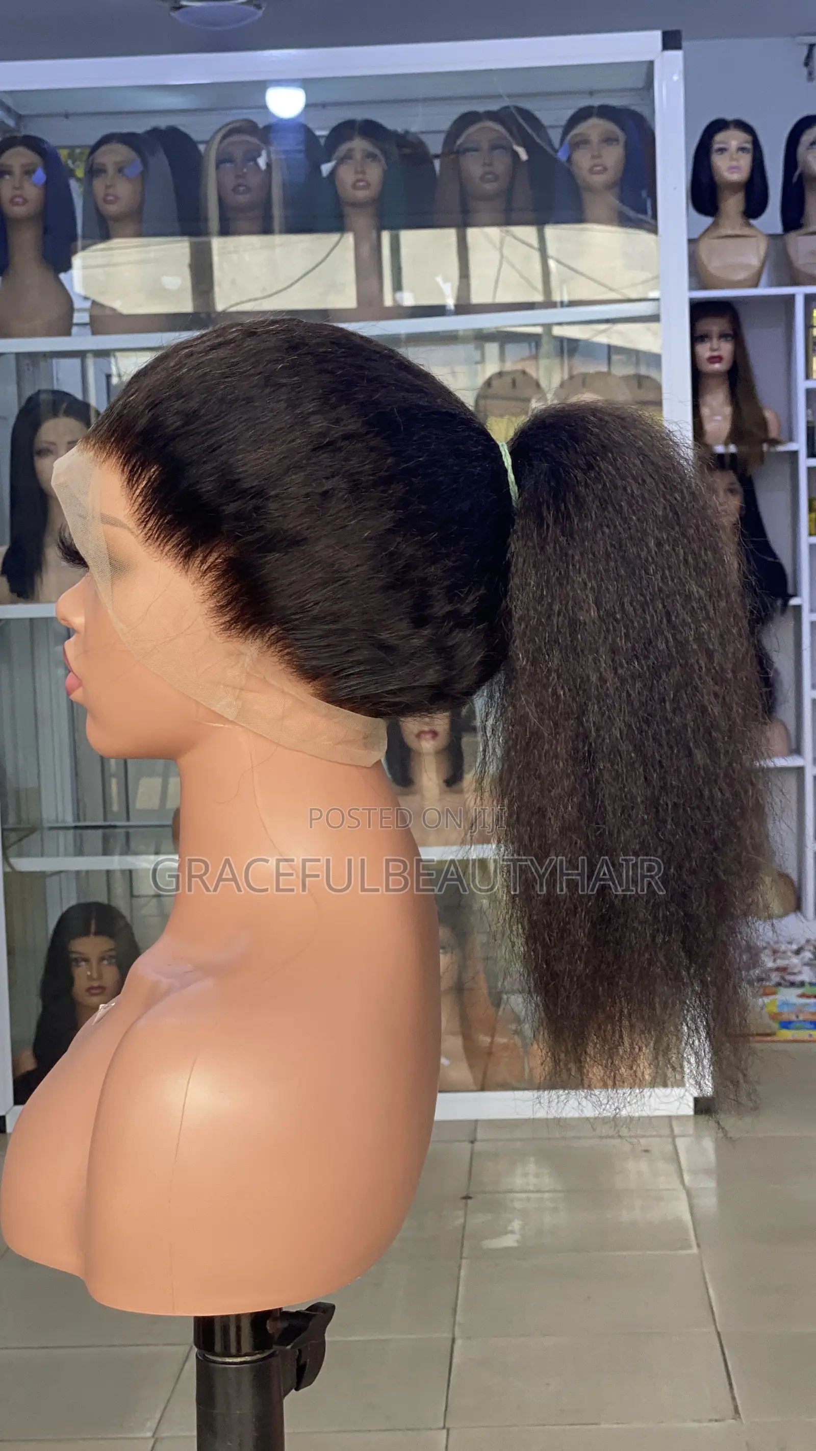 18 Inches Peruvian Remy Kinky Straight 360 Cap
