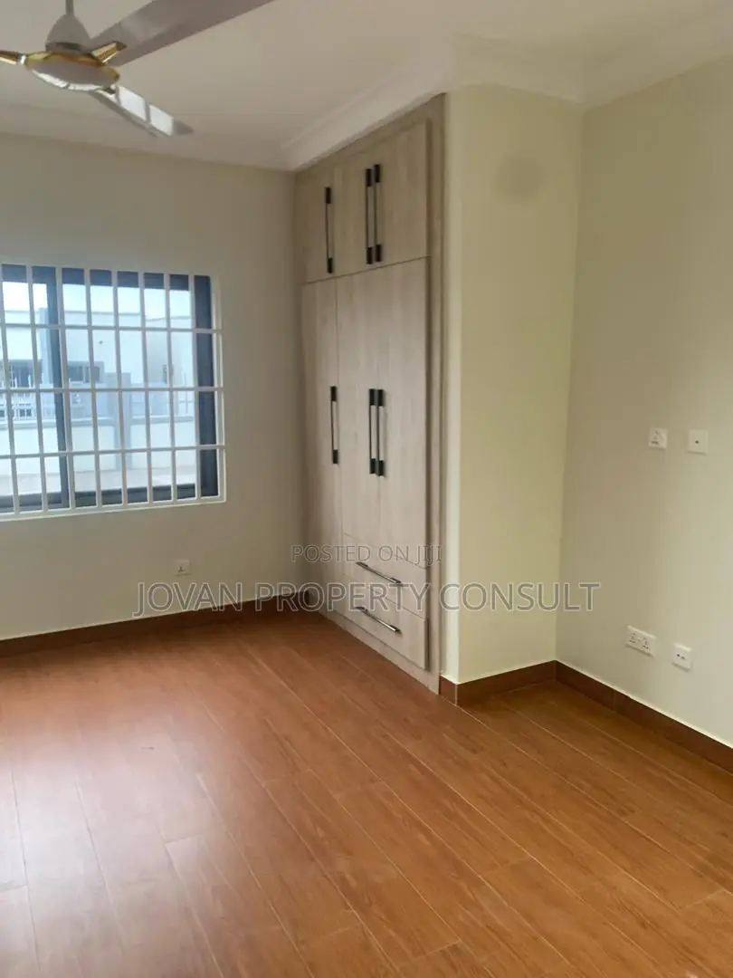 3bdrm House in Pokuase, Ga South Municipal for rent