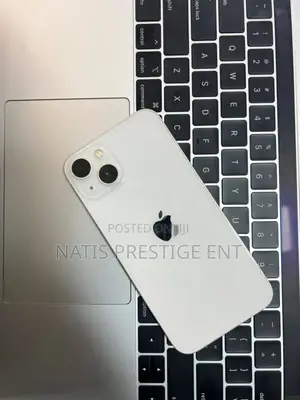 Apple iPhone 13 256 GB White