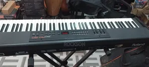 Roland Rd-150 Keyboard
