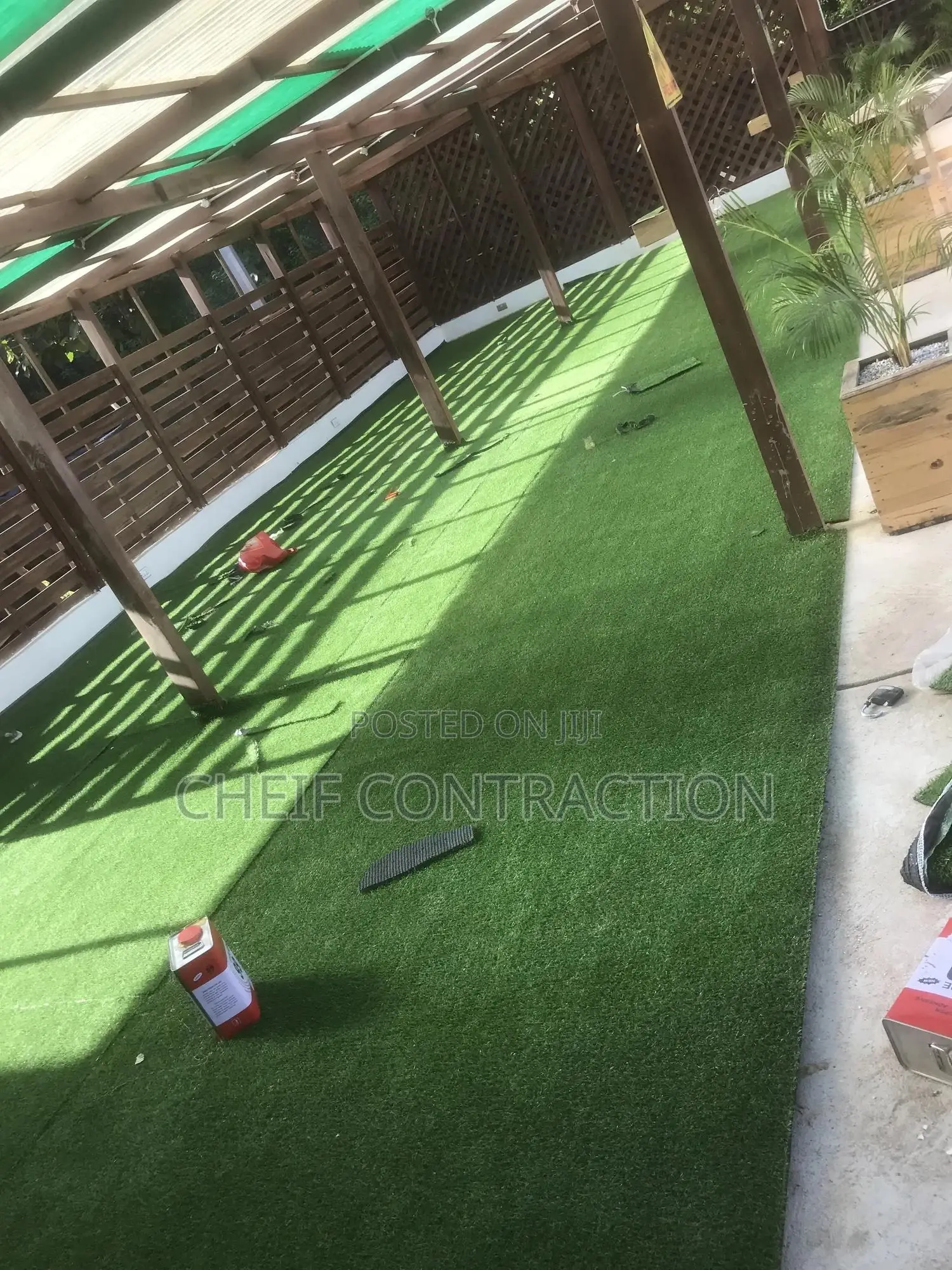 Astroturf Glass Installation