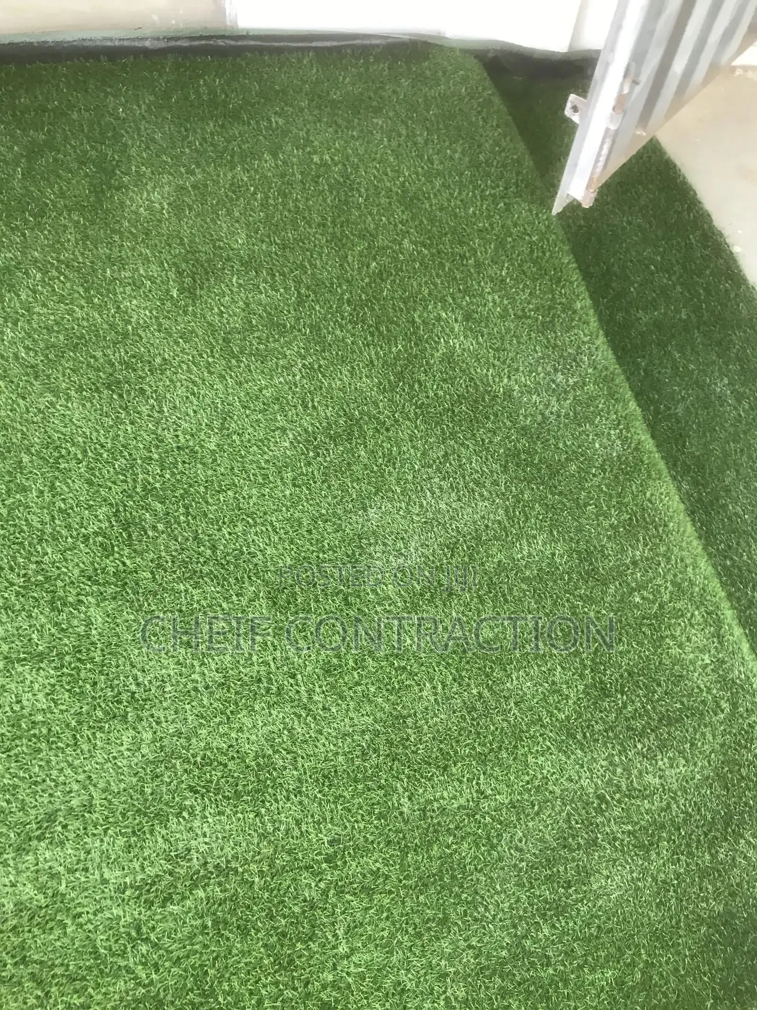 Astroturf Glass Installation