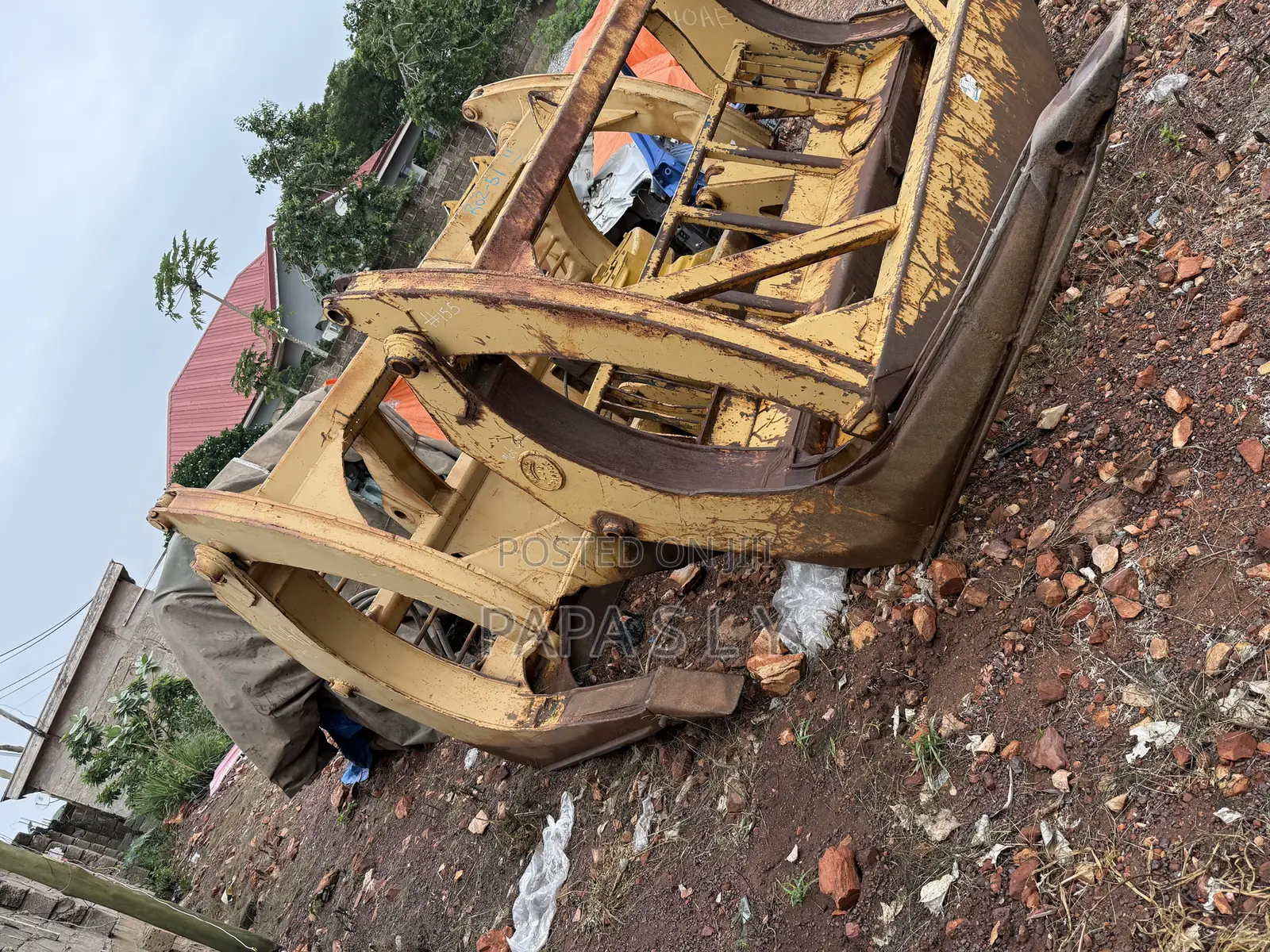 Caterpillar Log Grappler
