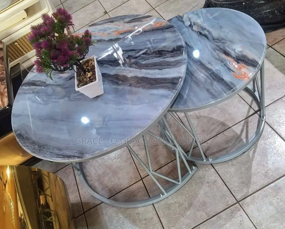 Coffee/Center Table