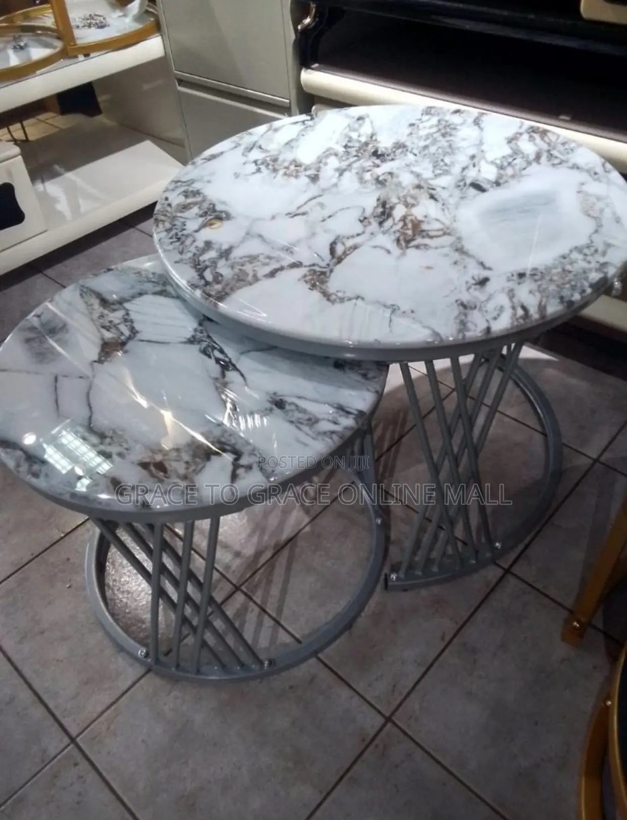 Coffee/Center Table