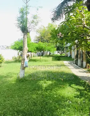 5bdrm House in Tema Metropolitan for rent