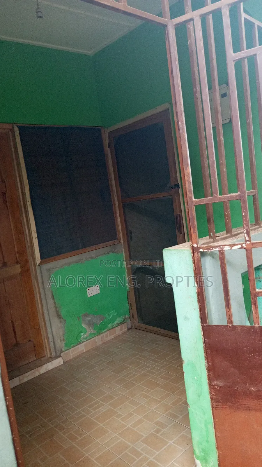 1bdrm Apartment in Chamber Self, Danfa for rent