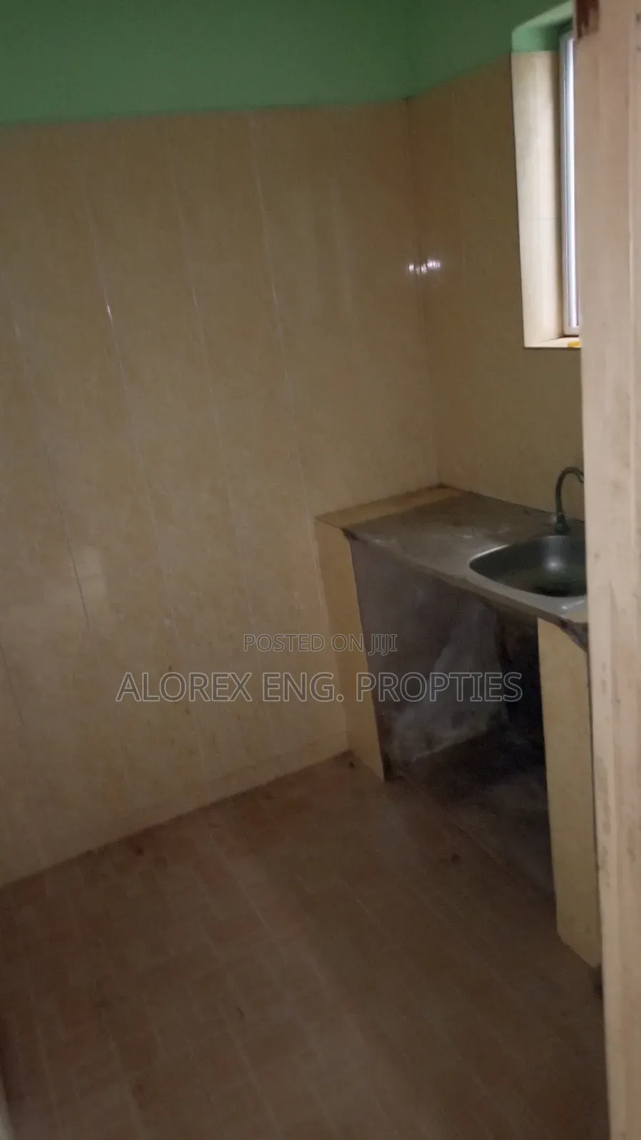 1bdrm Apartment in Chamber Self, Danfa for rent