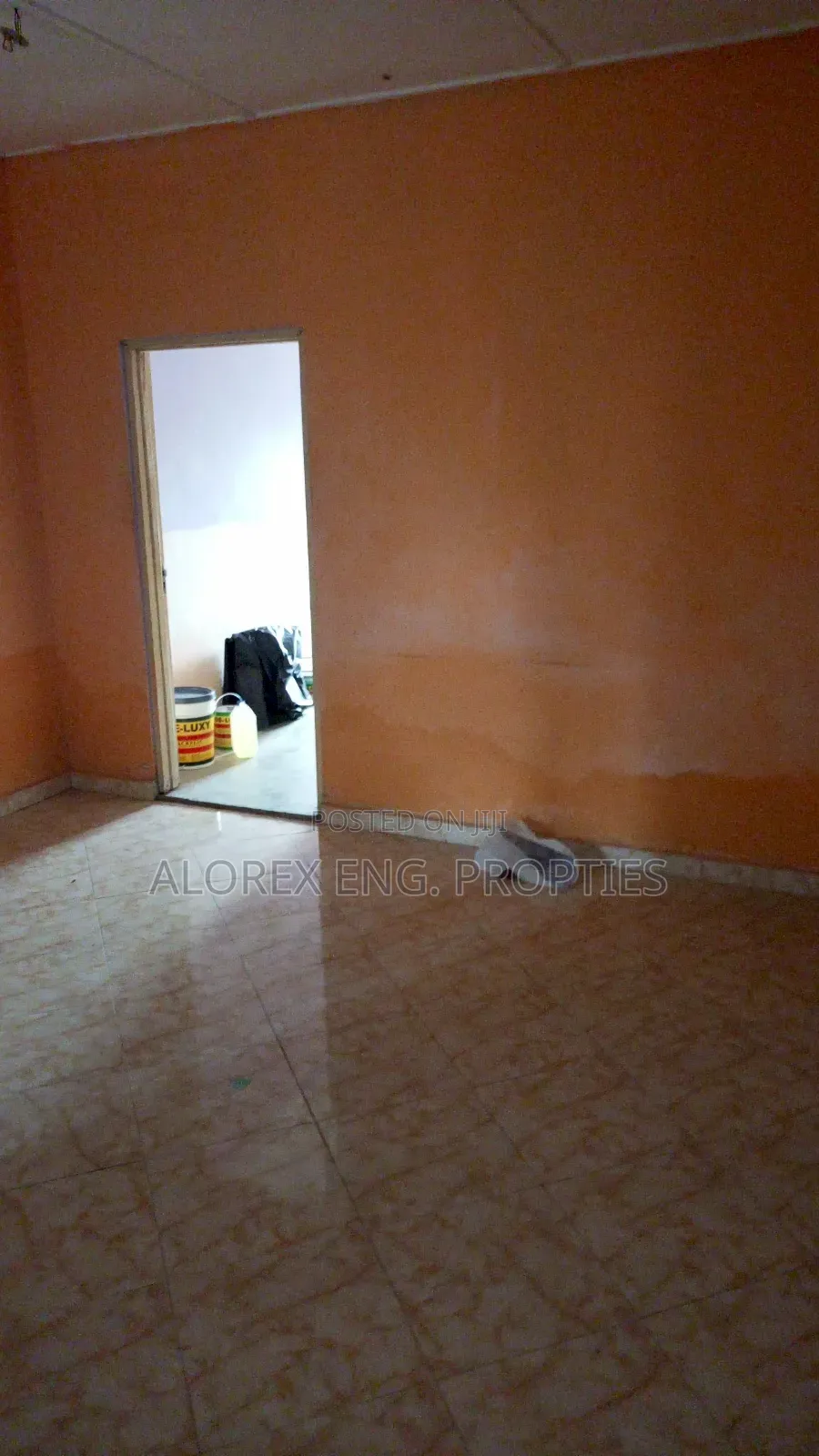 1bdrm Apartment in Chamber Self, Danfa for rent