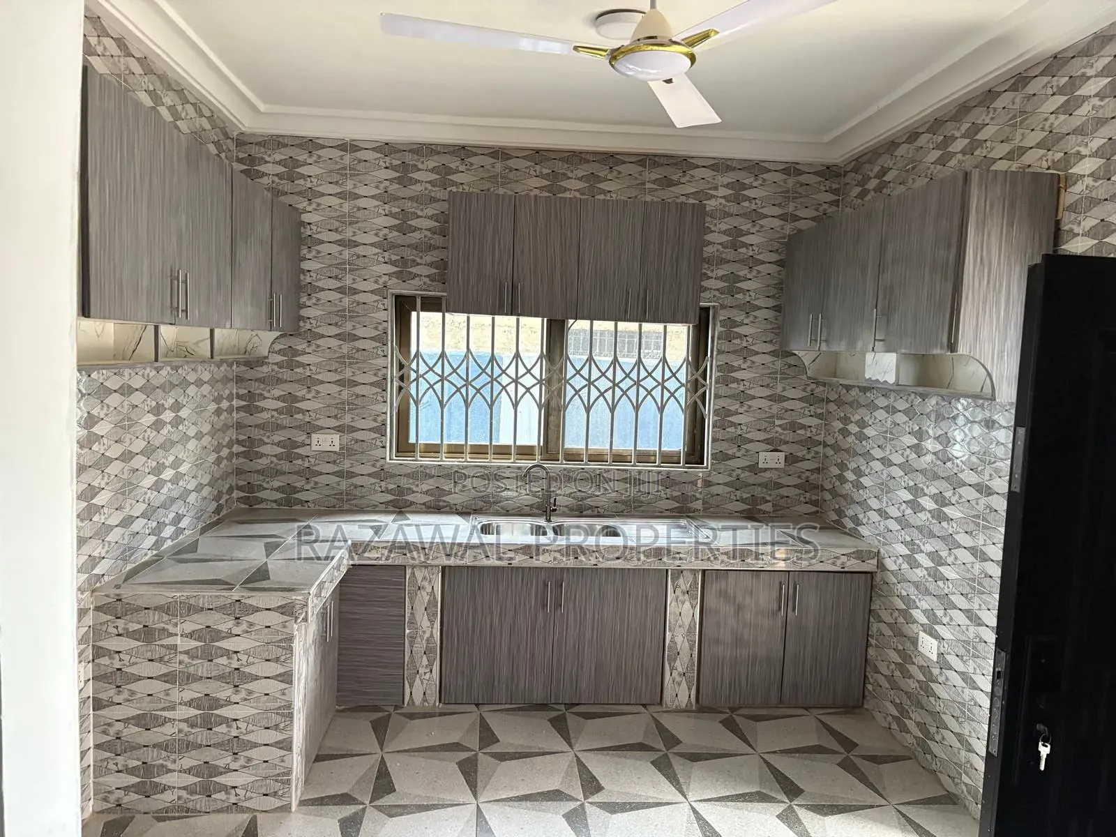 2bdrm Apartment in Denkyira, Ga South Municipal for rent