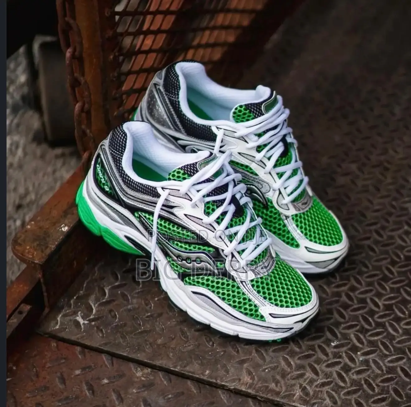 Saucony Pro Grid