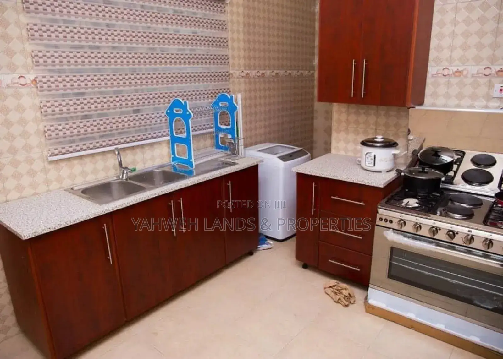 3bdrm House in Spintex for sale