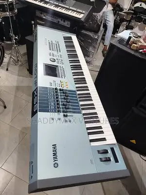Yamaha Motif Xs8 Synthesizer Workstation Keyboard