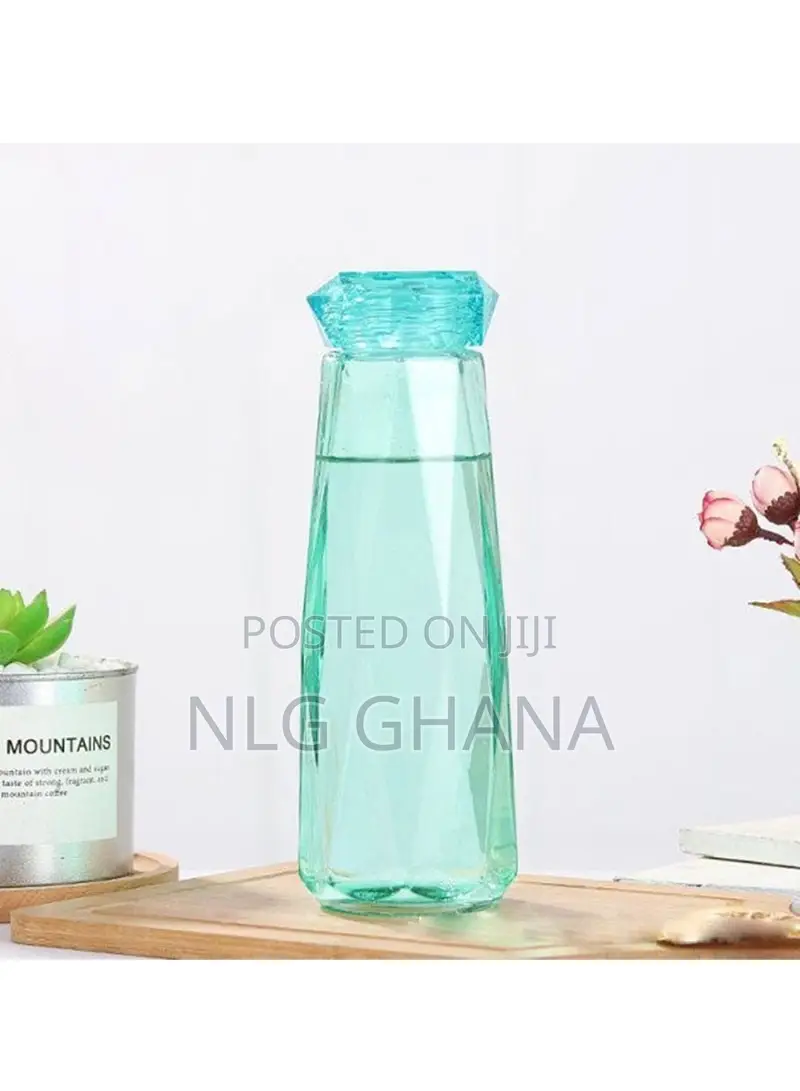 400ml Glass Water Bottle Diamond-Shaped Beverage. Tvx8194