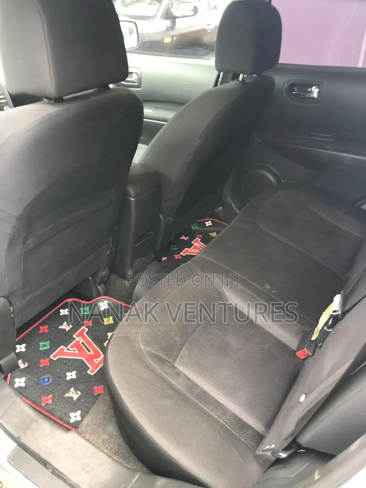 Nissan Rogue SV 2013 Silver