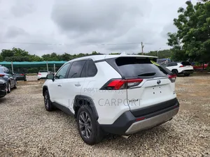 Toyota RAV4 Limited AWD 2023 White