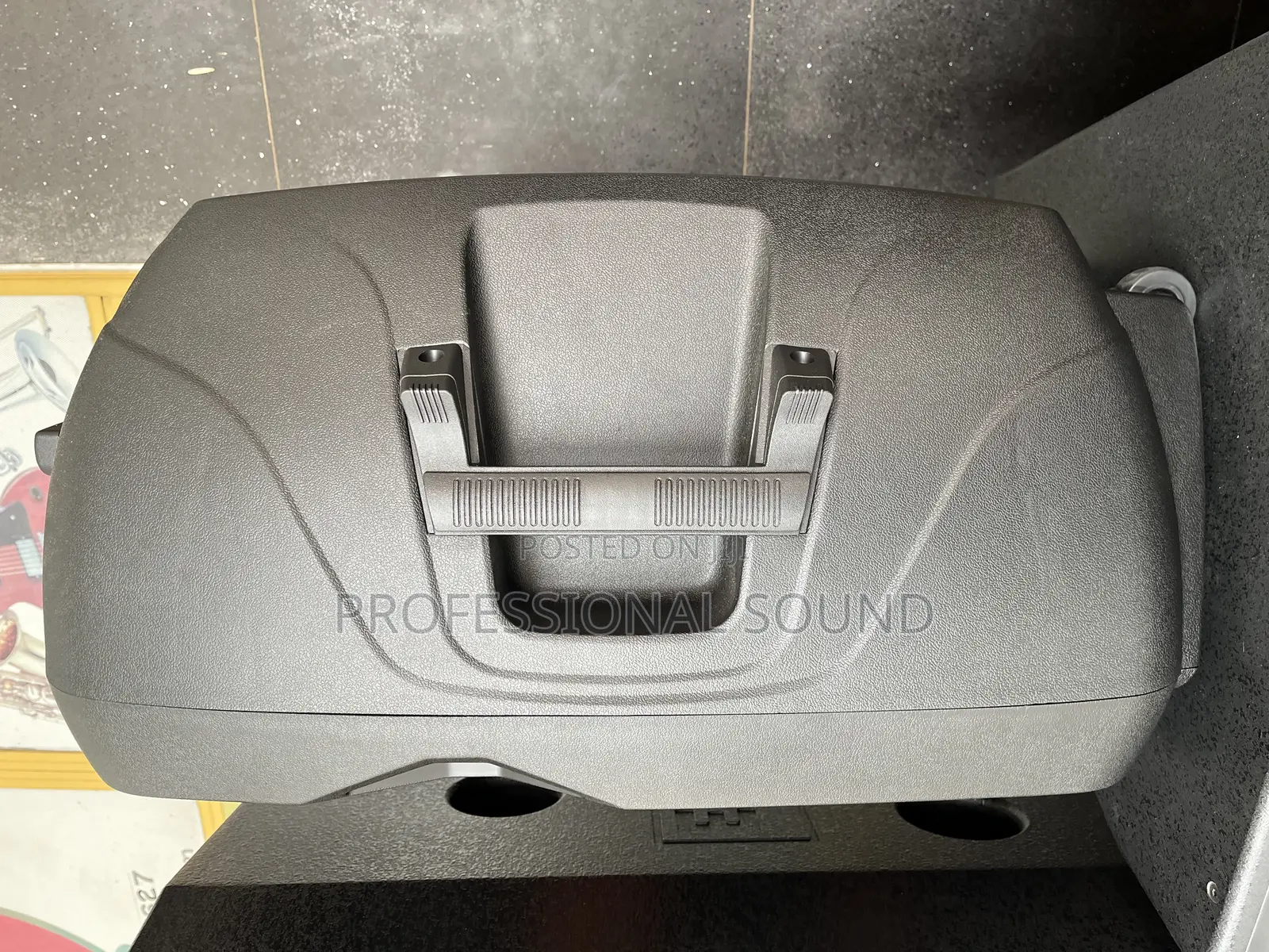 Voyz 2 Way 15"Active Speaker.: