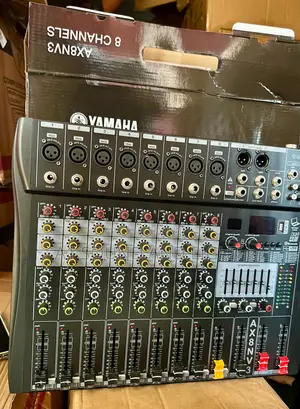 Yamaha Ax8nv3 8channel Recording Mixer