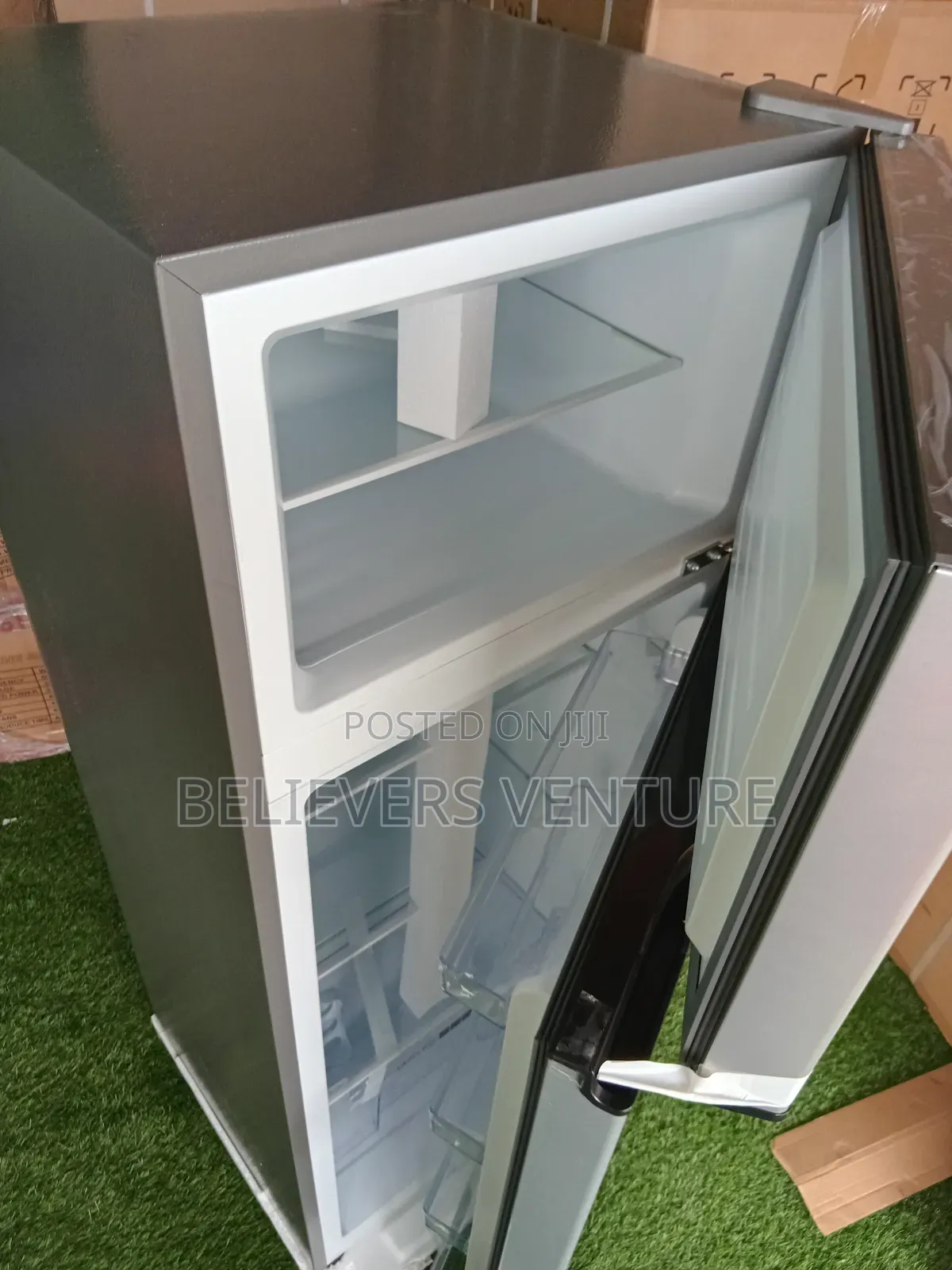 Strong Body Kitchen Appliance Sigma Double Door Fridge 207l