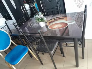 Loyalist Dining Set