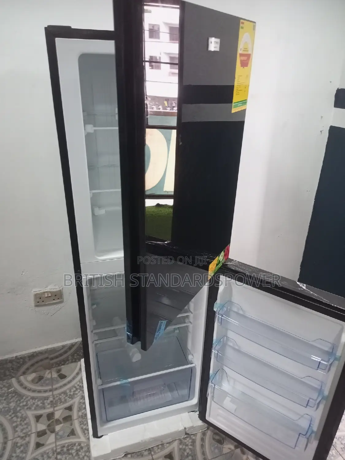 Helpful 243l Westpool Energetic Fridge Freezer Energy Set
