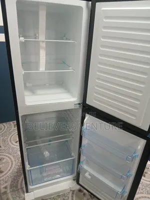 Heavy Dutty Kitchen Appliance Westpool Top Freezer Fridge