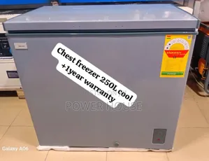 Food Fusion Goldstar 250l Chest Freezer Cool