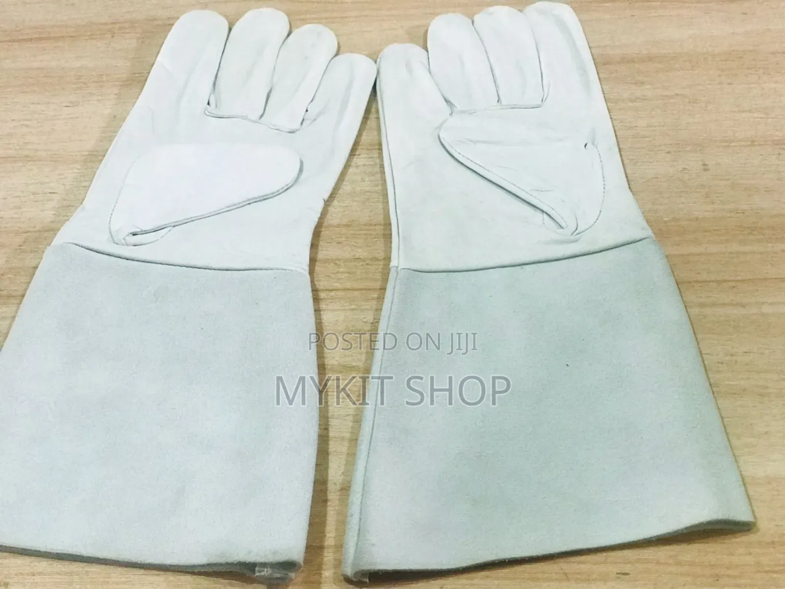 Hand Gloves