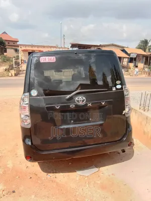 Toyota Voxy 2010 Black