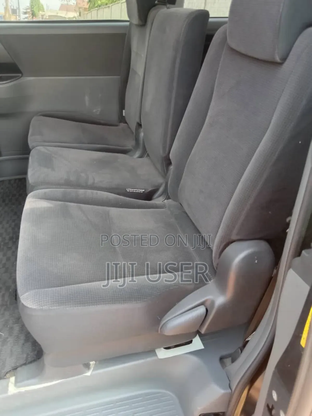 Toyota Voxy 2010 Black