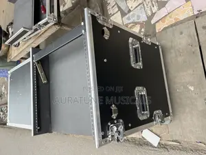 16u Amp Rack Three Doors