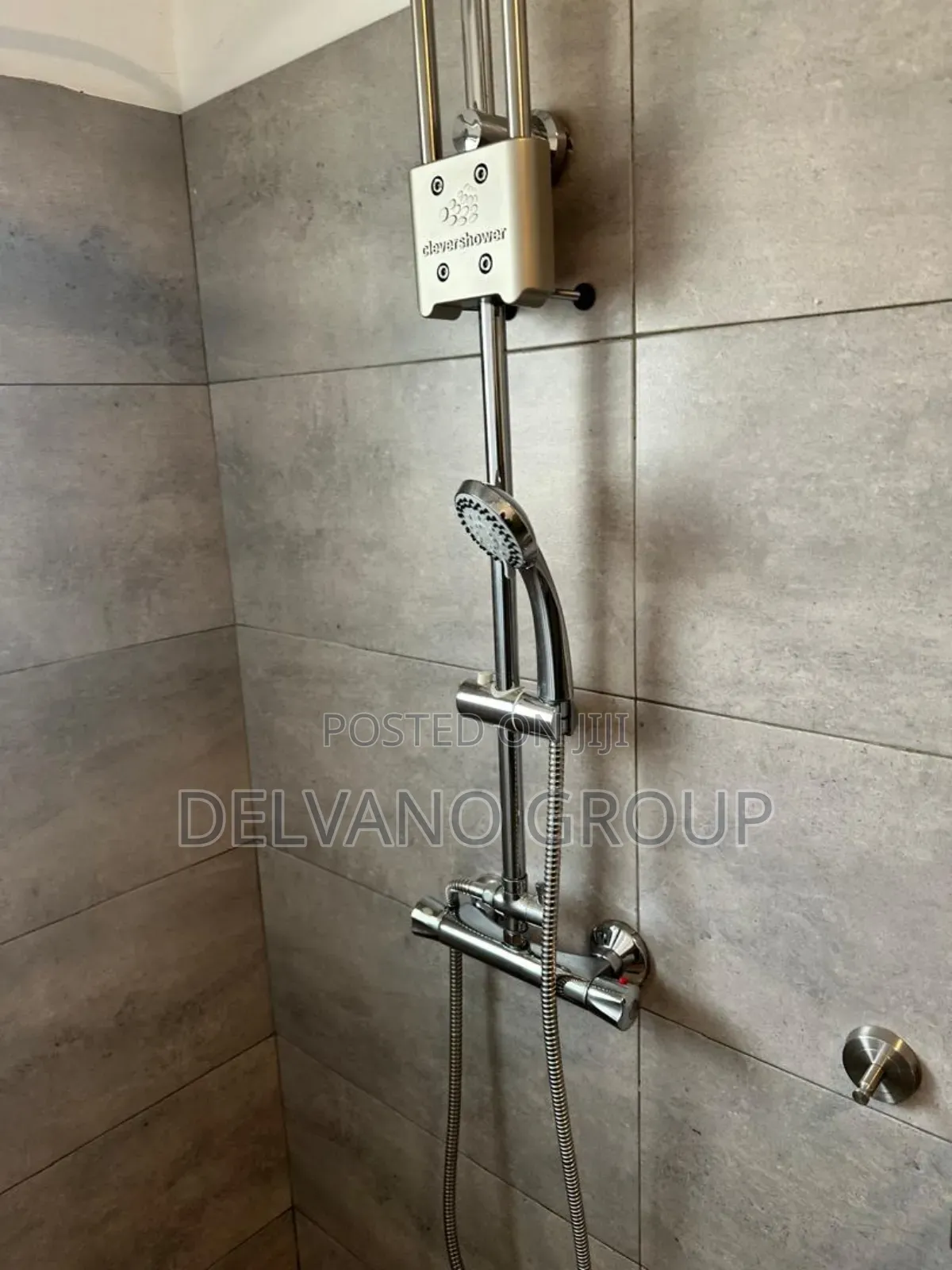 Furnished 4bdrm Townhouse / Terrace in Adenta for rent