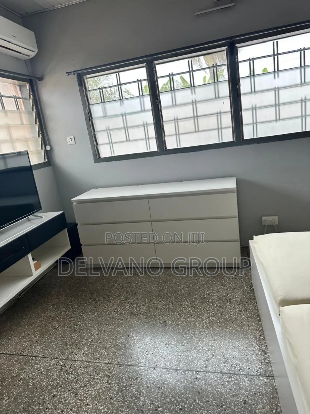 Furnished 4bdrm Townhouse / Terrace in Adenta for rent