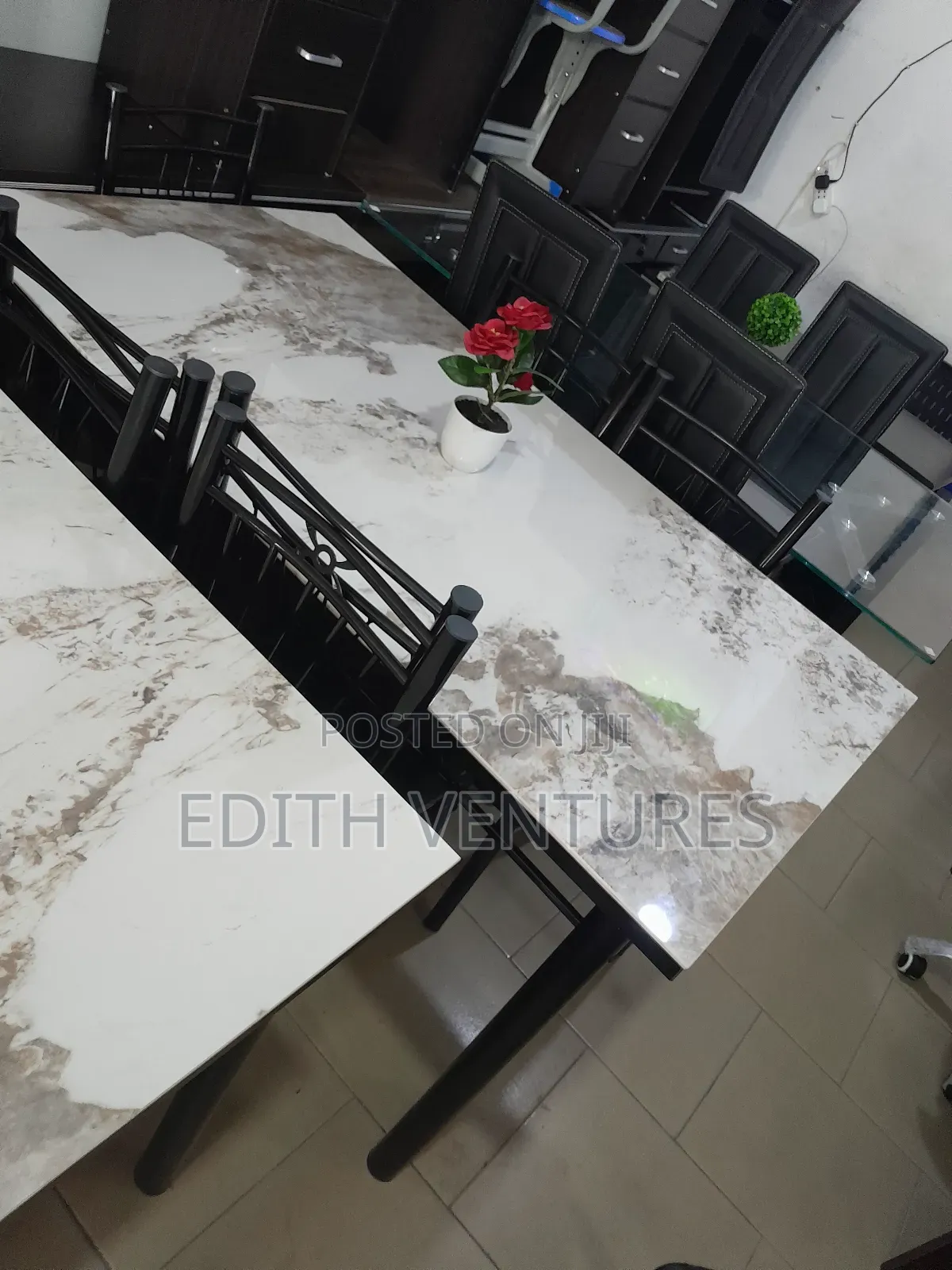 Spandex Dining Set