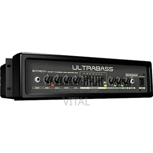 Bass Combo Amplifier Behringer Ultrabass Bxr1800h