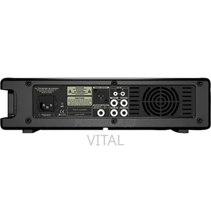 Bass Combo Amplifier Behringer Ultrabass Bxr1800h