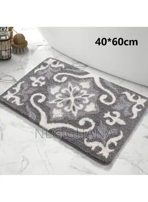 15.7x23.6 Inch Modern Bathroom Floor Mat.