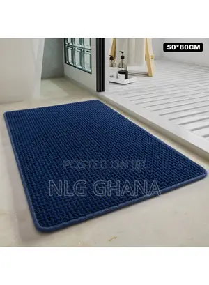 Chenille Bath Mat Water Absorbent Non Slip. Tvx28395