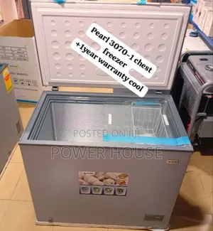 Frosty Vault Pearl 3070-1a Chest Freezer Cool
