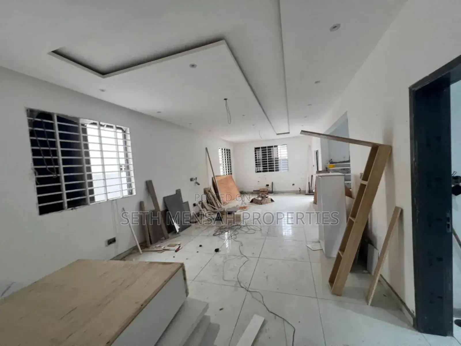 4bdrm House in Baatsona Total for sale