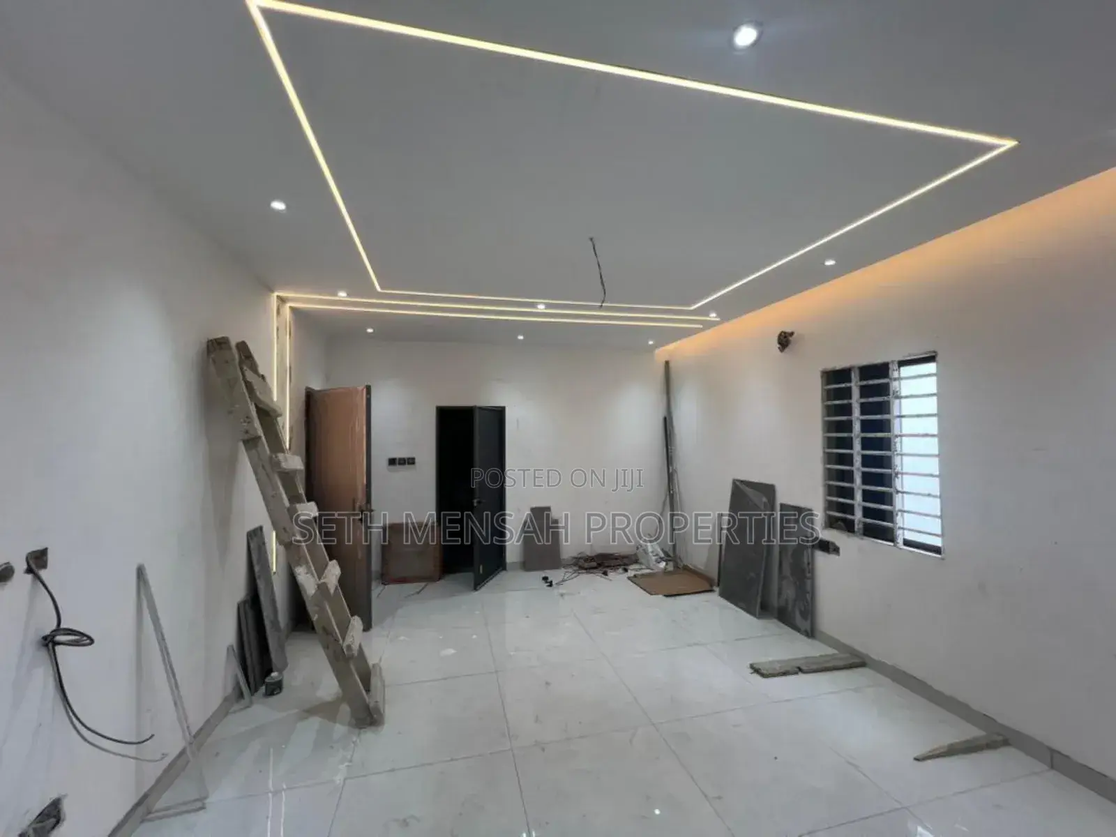 4bdrm House in Baatsona Total for sale