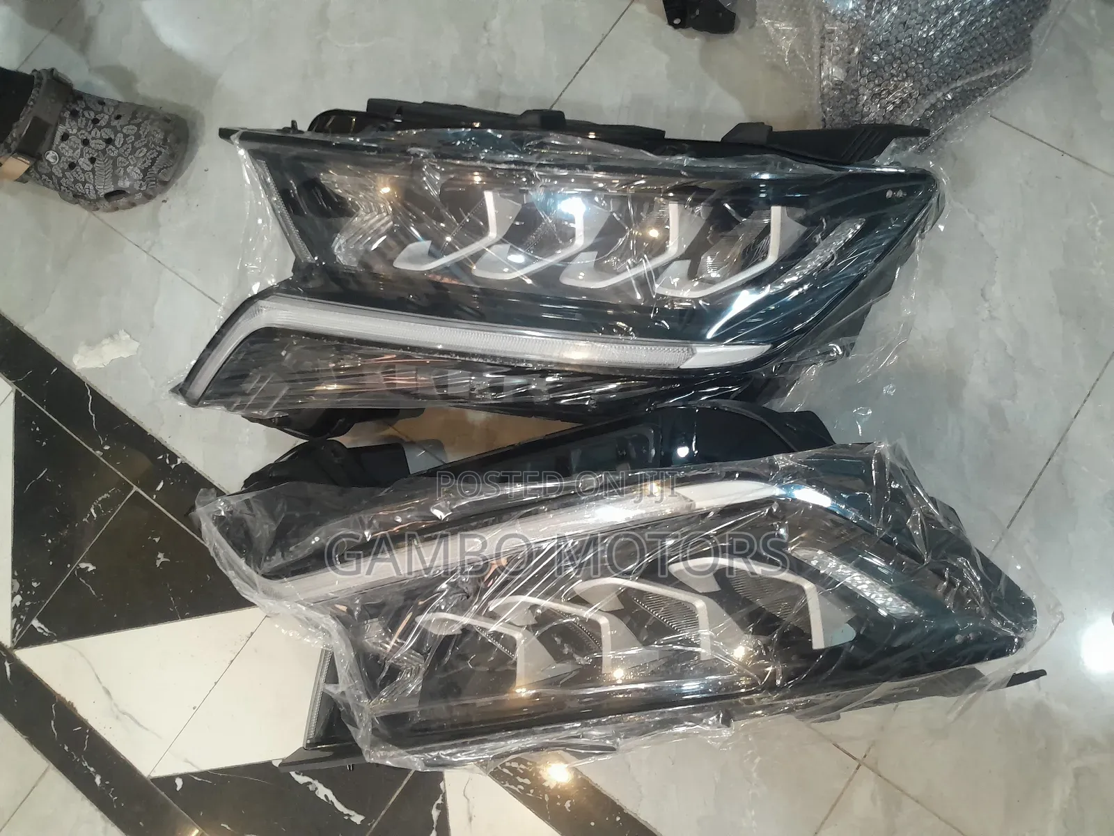 Kia Sorento 2024 Headlight Pair
