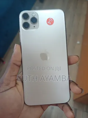 Apple iPhone 11 Pro Max 64 GB Gold