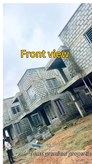 4bdrm Duplex in Toms Premium, Kwabenya for sale