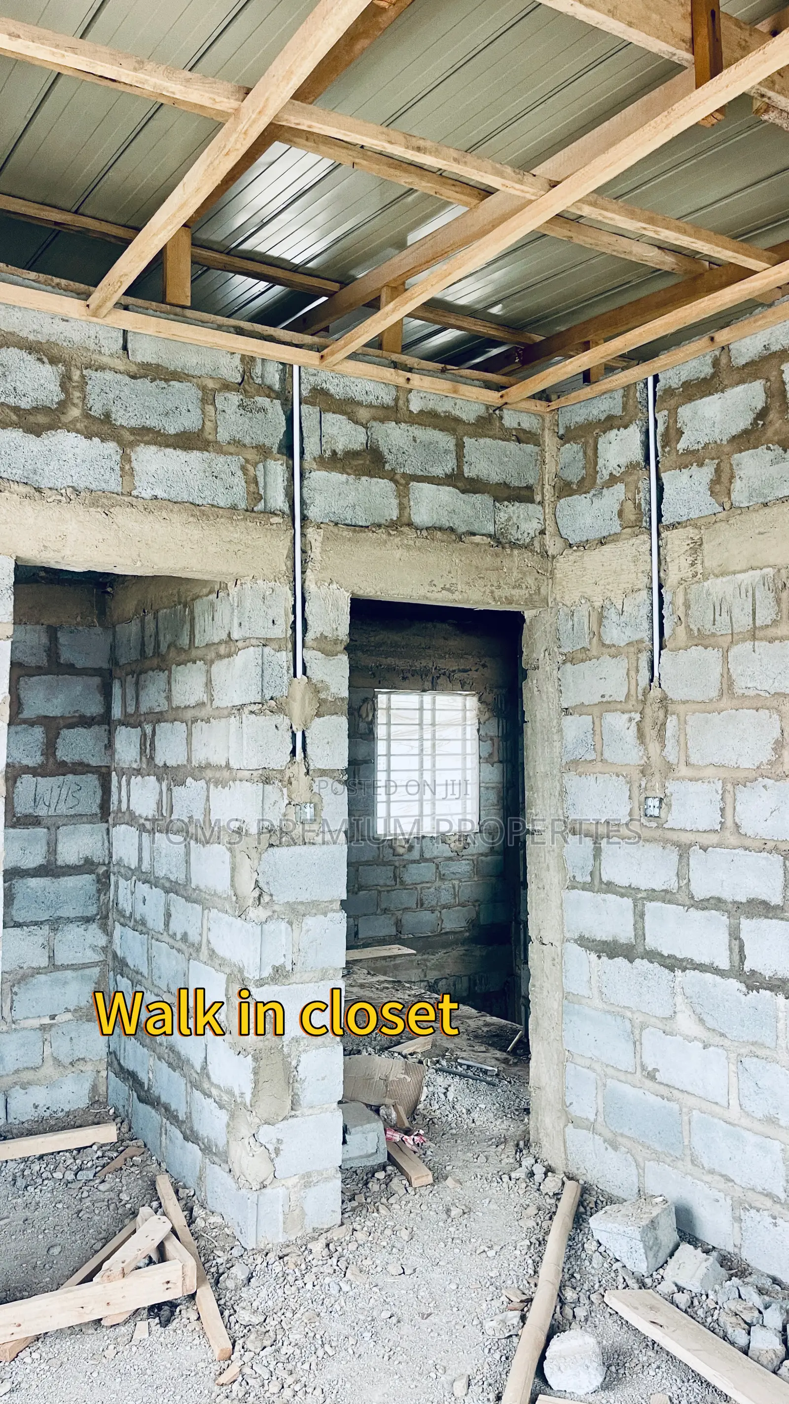 4bdrm Duplex in Toms Premium, Kwabenya for sale